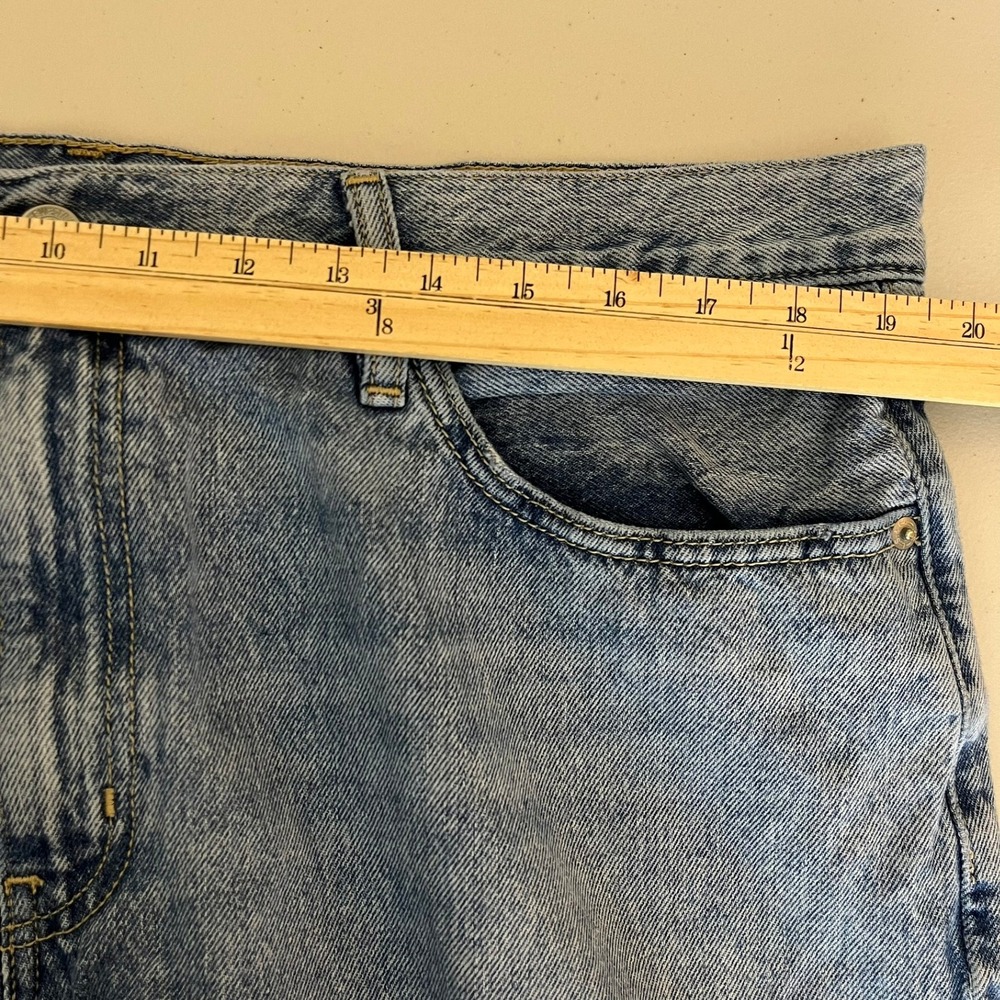 Levis 94 Baggy Jeans Womens 34 Light Wash Blue Denim Relaxed Wide Leg - Picture 7 of 16